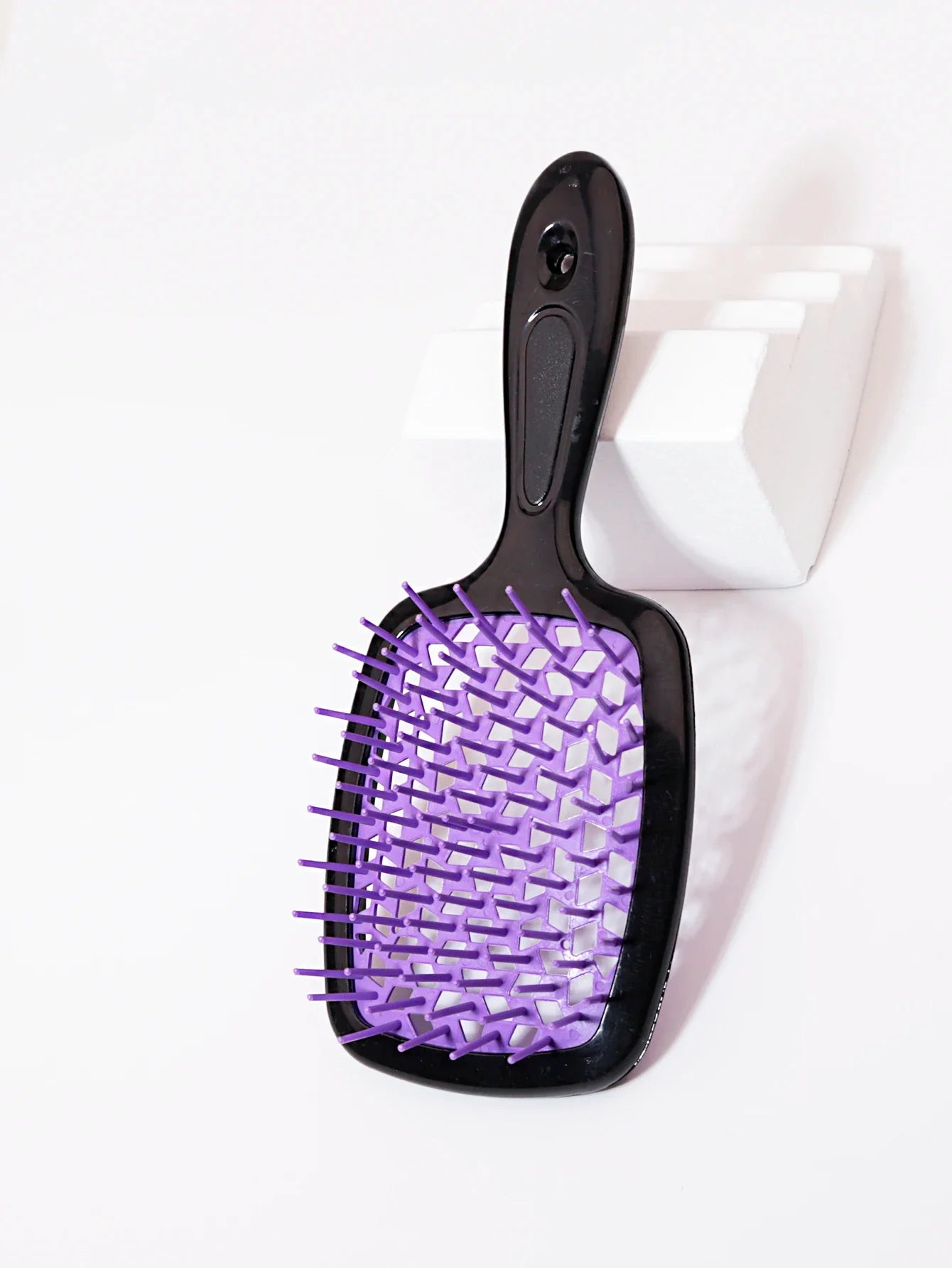 Viral Detangling Brush